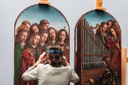 Van Eyck's Ghent Altarpiece — research session in Ghent