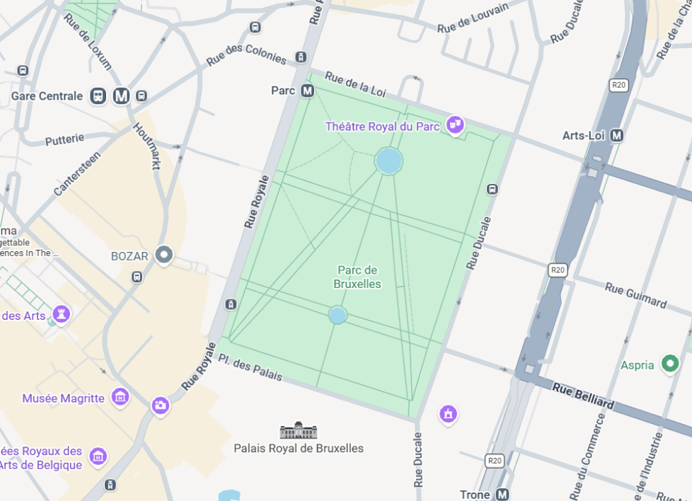 Map of Royal Palace location and surrounding transit
